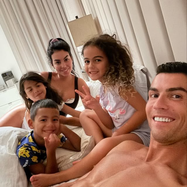 @cristiano profile picture