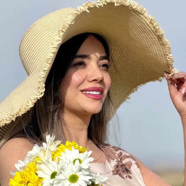 @dailymaryam profile picture
