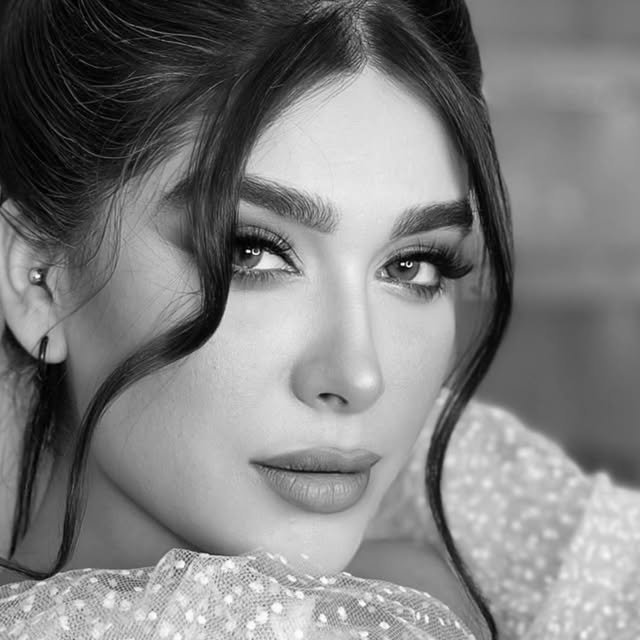 @farjamstyle profile picture