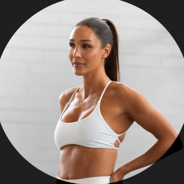 @kayla_itsines profile picture