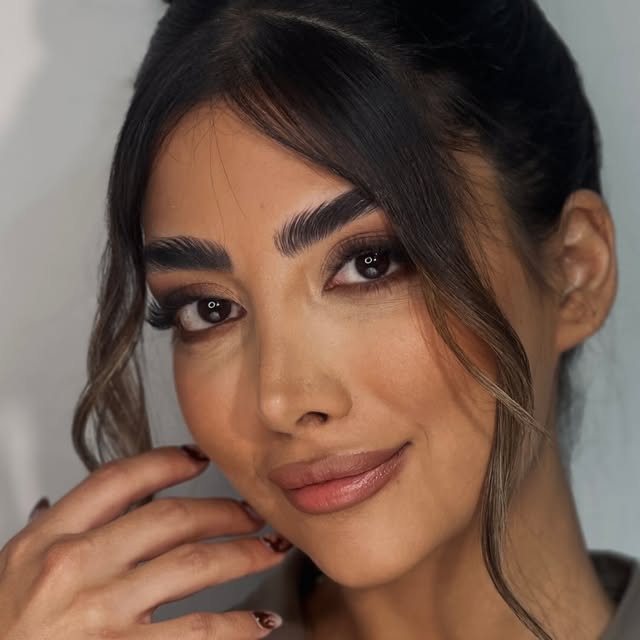 @kimiashoorii profile picture