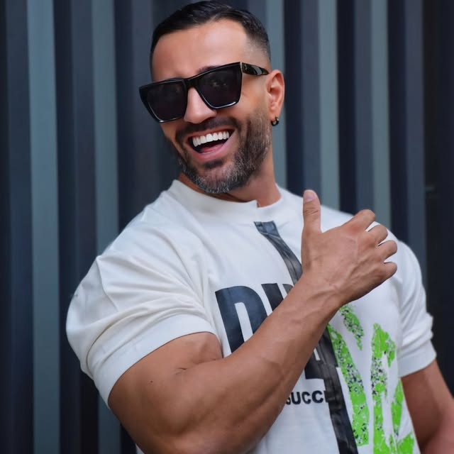 @kooroshkeshavarzz profile picture