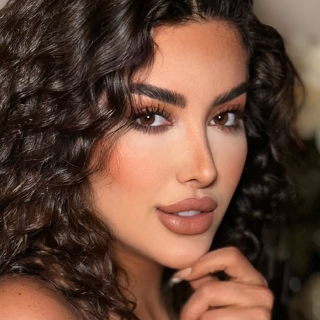 @melinanobahariy profile picture
