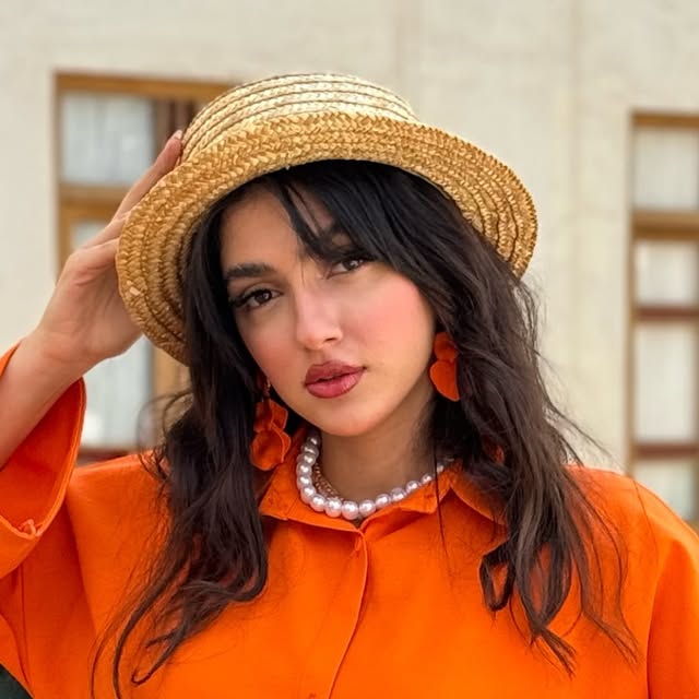 @mobina.unbox7 profile picture