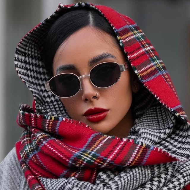 @mobinakhakkbaz profile picture