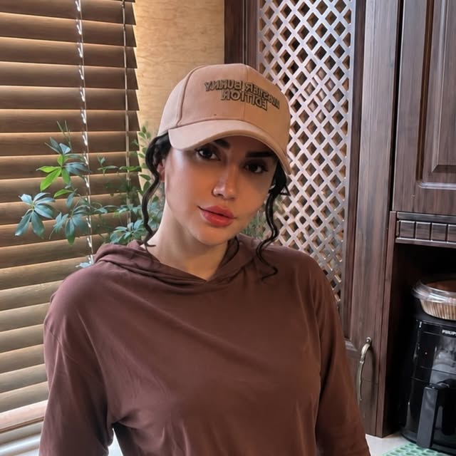 @paria_fitstyle profile picture