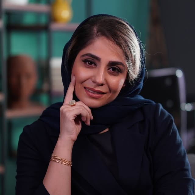 @parisaezati1 profile picture