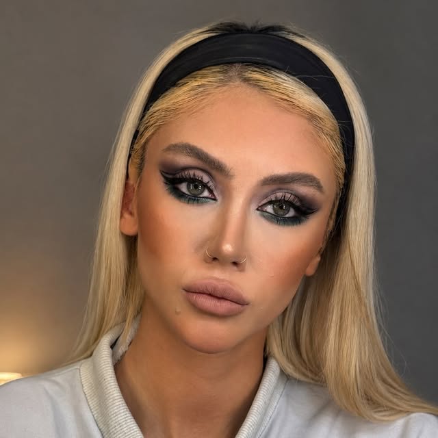 @romynaworld profile picture