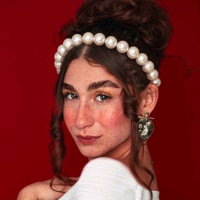 @rozhin.zomorodpoush profile picture