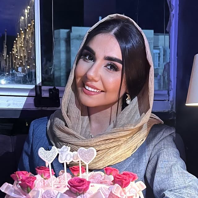 @shaghayeghkhamoshi profile picture