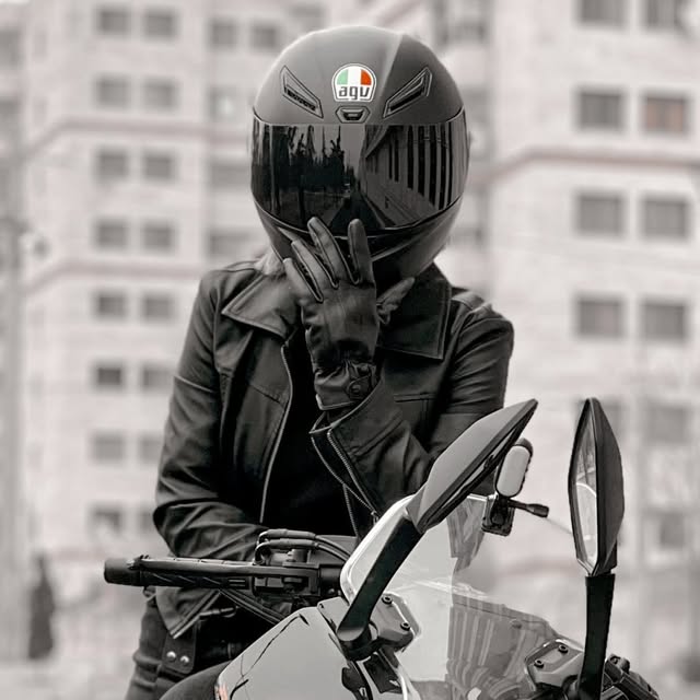 @tarabiker profile picture