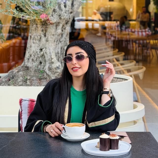 @zahrapashaa_ profile picture