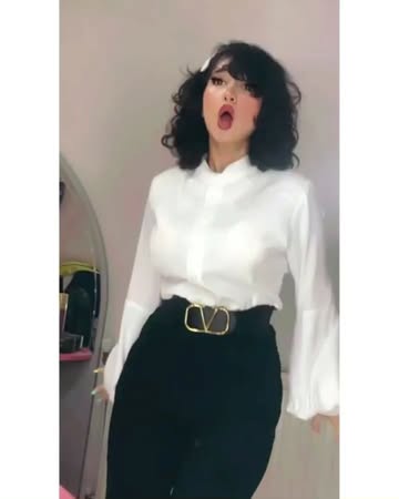 پست اینستاگرام Cf_qnYZDtvL