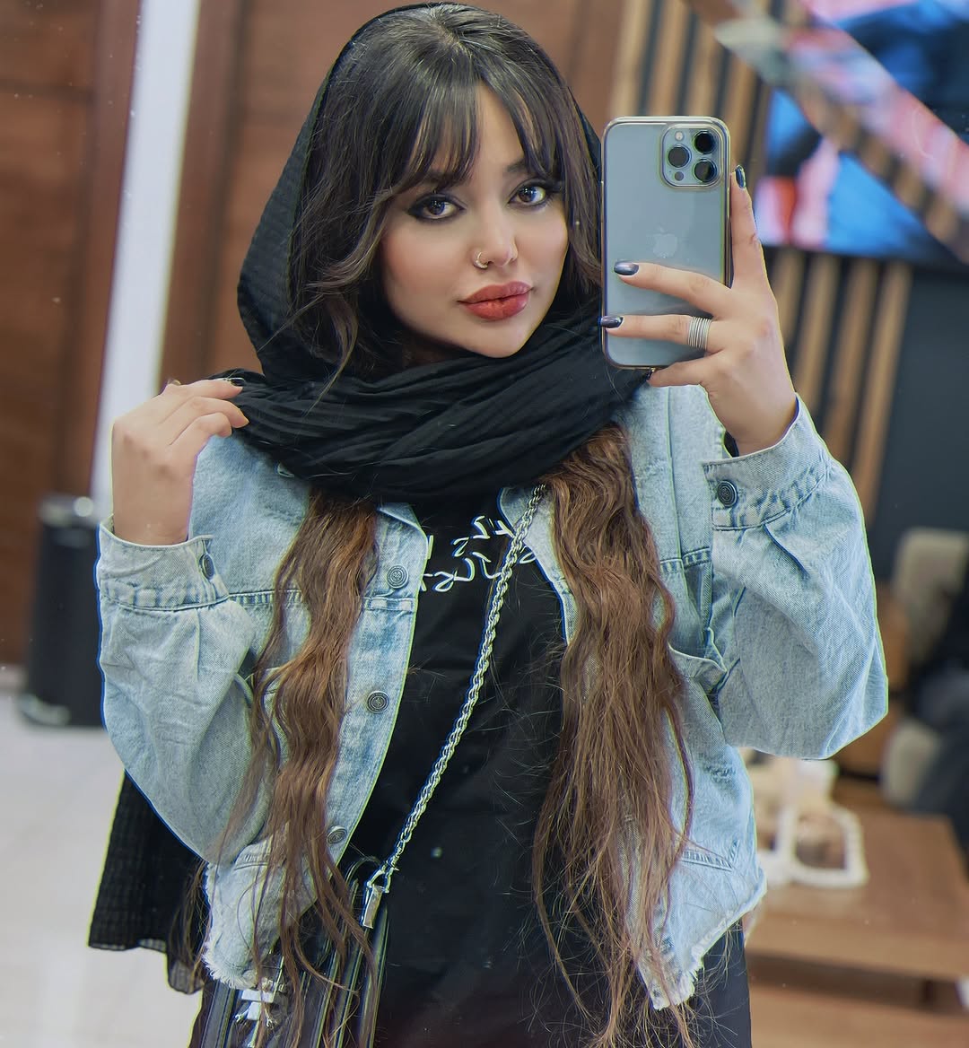 پست اینستاگرام DBWlY7nNyvi