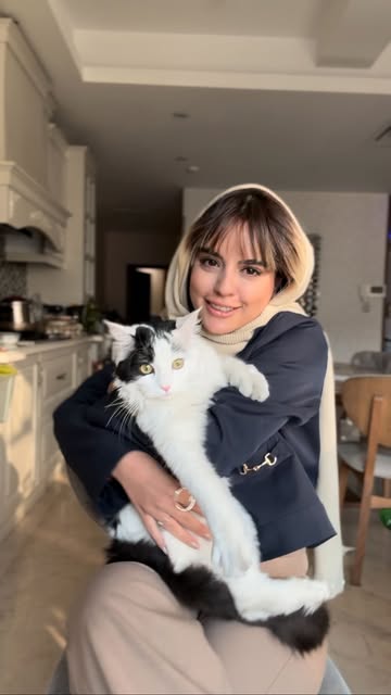 پست اینستاگرام DDulhsfozxu