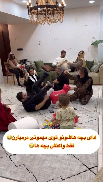 پست اینستاگرام DErbVg9gby-