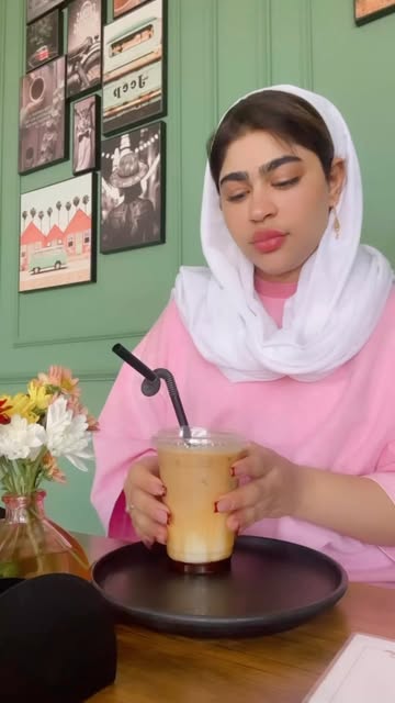 پست اینستاگرام DHeLPheqwj-