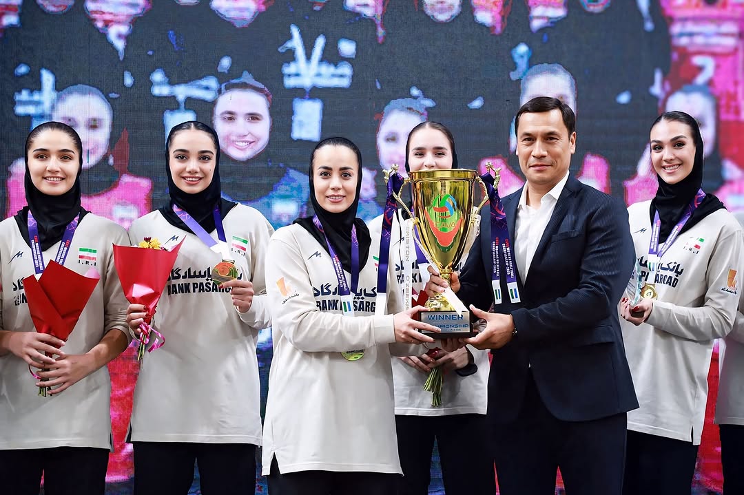 پست اینستاگرام DPviPI_DchN