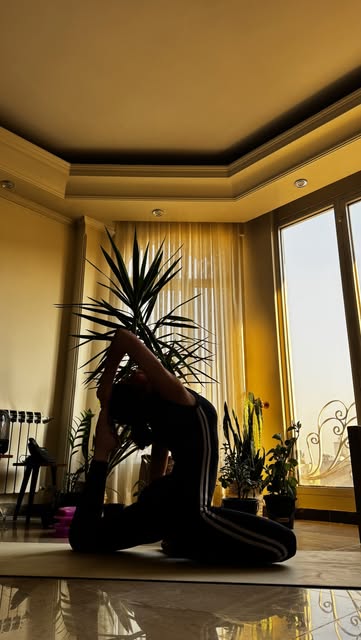 Instagram post DY-WKyrIXkz