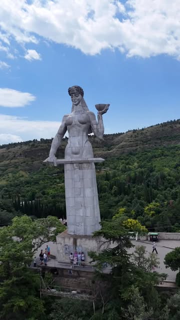پست اینستاگرام DaOOAPLqslN