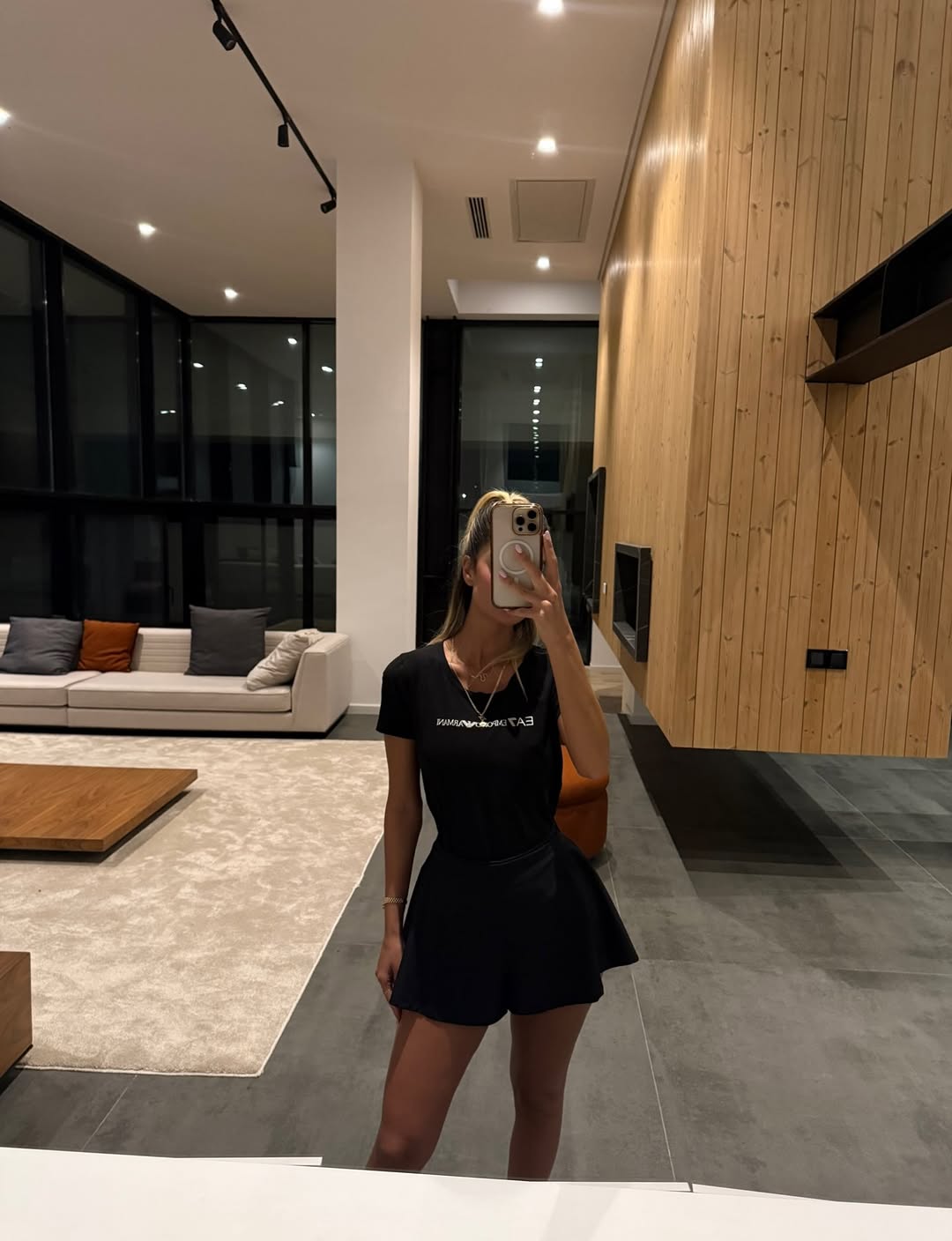 پست اینستاگرام DakV21Wg9Iu