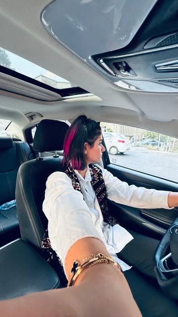 پست اینستاگرام Db3UHYEM8x-
