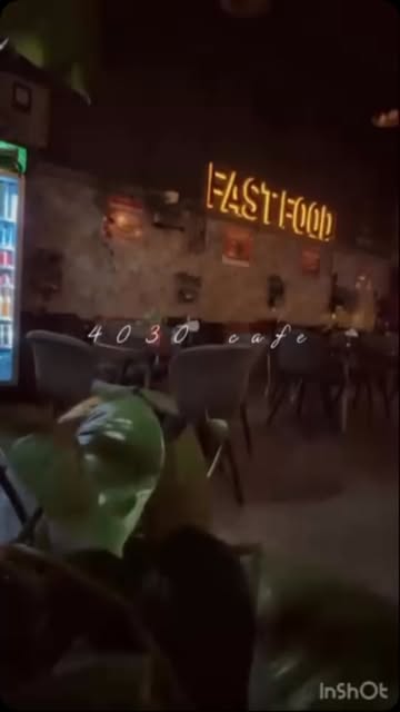 پست اینستاگرام Db3URq0s_AX