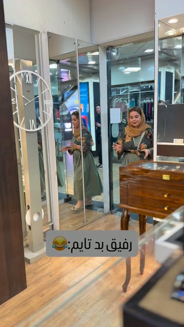 پست اینستاگرام DbOf75POBgp