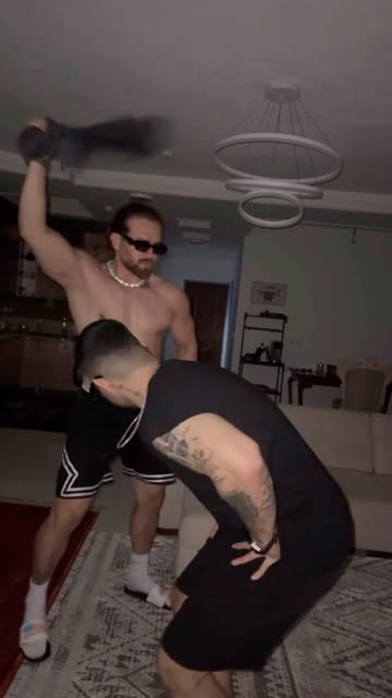 پست اینستاگرام Dbfhaljt2dM