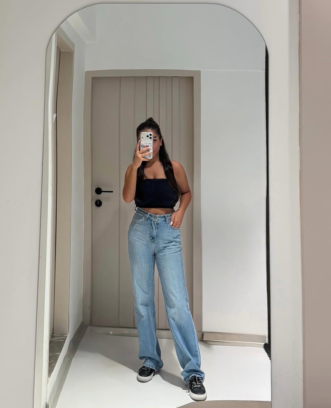 Instagram post Dbxyo8cKnIv