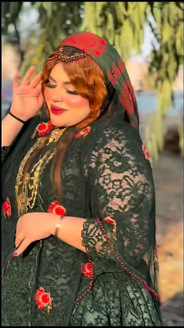 پست اینستاگرام Dc9EkCroX70
