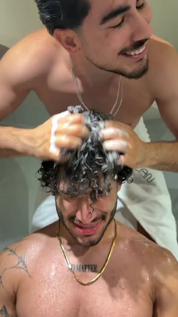 پست اینستاگرام DcBc4ZxyUes