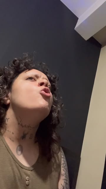 پست اینستاگرام DcEPiqZO6Yt