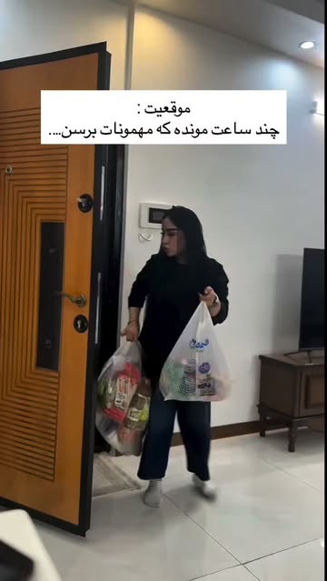 پست اینستاگرام DcNs_0usA-R