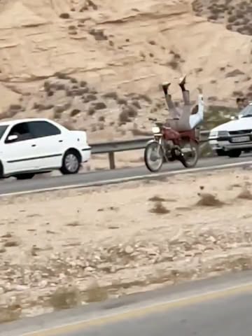 پست اینستاگرام DcbK2KWjigc
