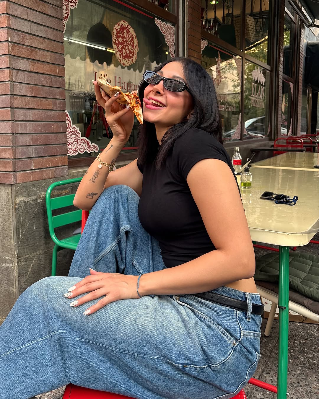 Instagram post DcoLcZeCNdm