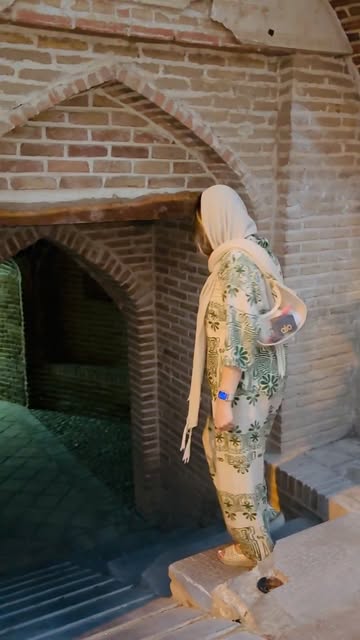 پست اینستاگرام DdCMv8EBQq-