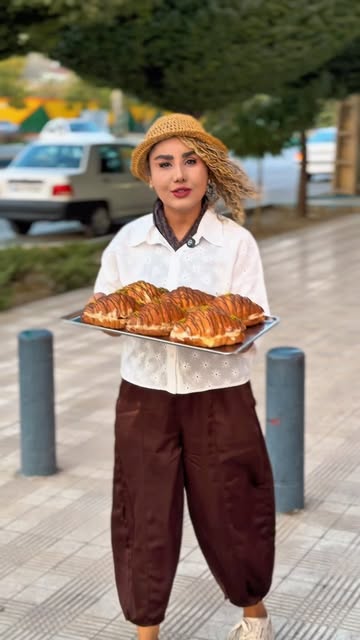 پست اینستاگرام DdFNIa7qKTi