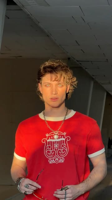 Instagram post DdWhfjOAQuK
